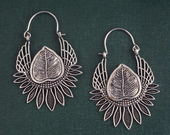 Silver Leaf Hoop Earrings: Dainty Huggie Style