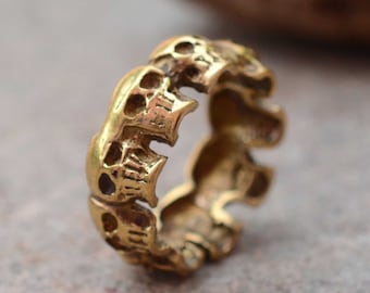 Anillo de calavera en espiral: joyería gótica de motociclista