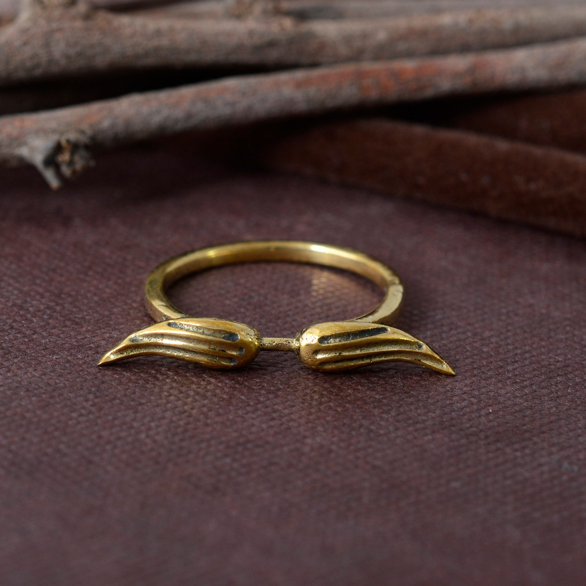 ゴールドエンジェルウィングリング、ゴールドエンジェルウィングリング