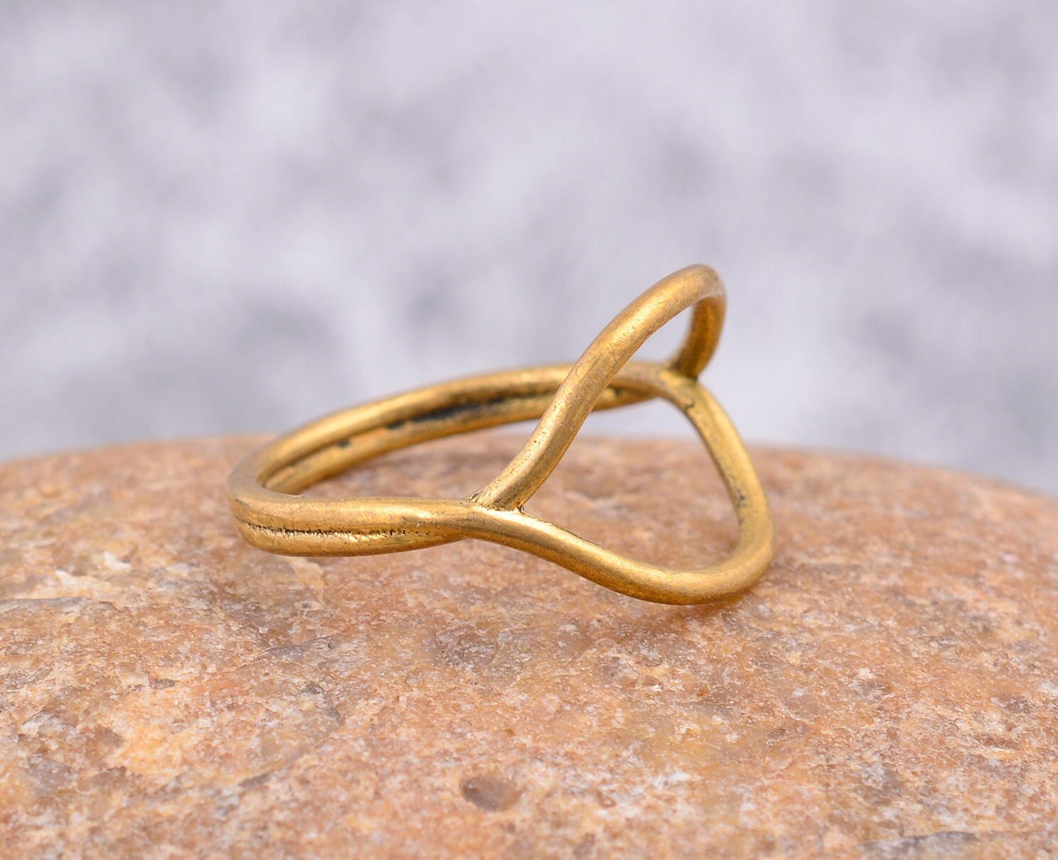 ハンドメイド真鍮オープンマウスリング：上品なプロミスリング - Etsy 日本