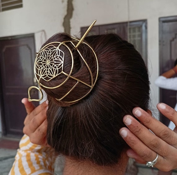 Gold Bun Holder, Bun Cuff, Wiggle Hair Pin, Hair Bun Cage  display picture 2