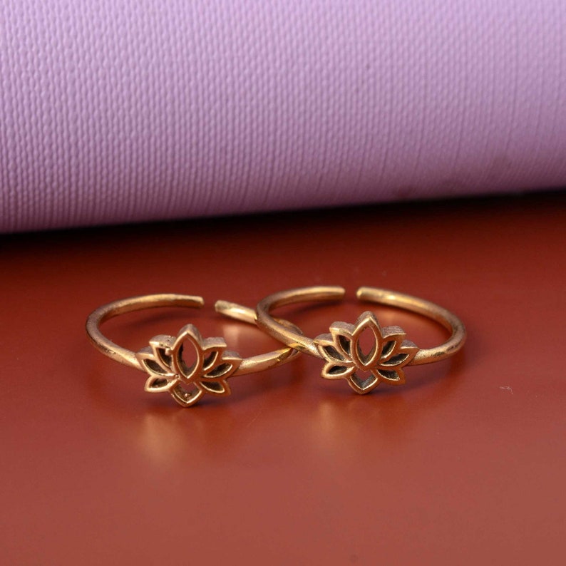 Flower Toe Ring, Gold Filled Adjustable Toe Ring, Knuckle Ring, Foot Jewelry, Summer Jewelry, Body Jewelry, Foot Ring image 6