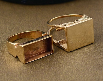 Secret Compartment Gold Signet Ring: Personalized Pill Box Ring