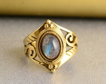 Anillo ovalado de labradorita natural: anillo de oro con piedras preciosas