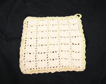 Crocheted Hot Pad