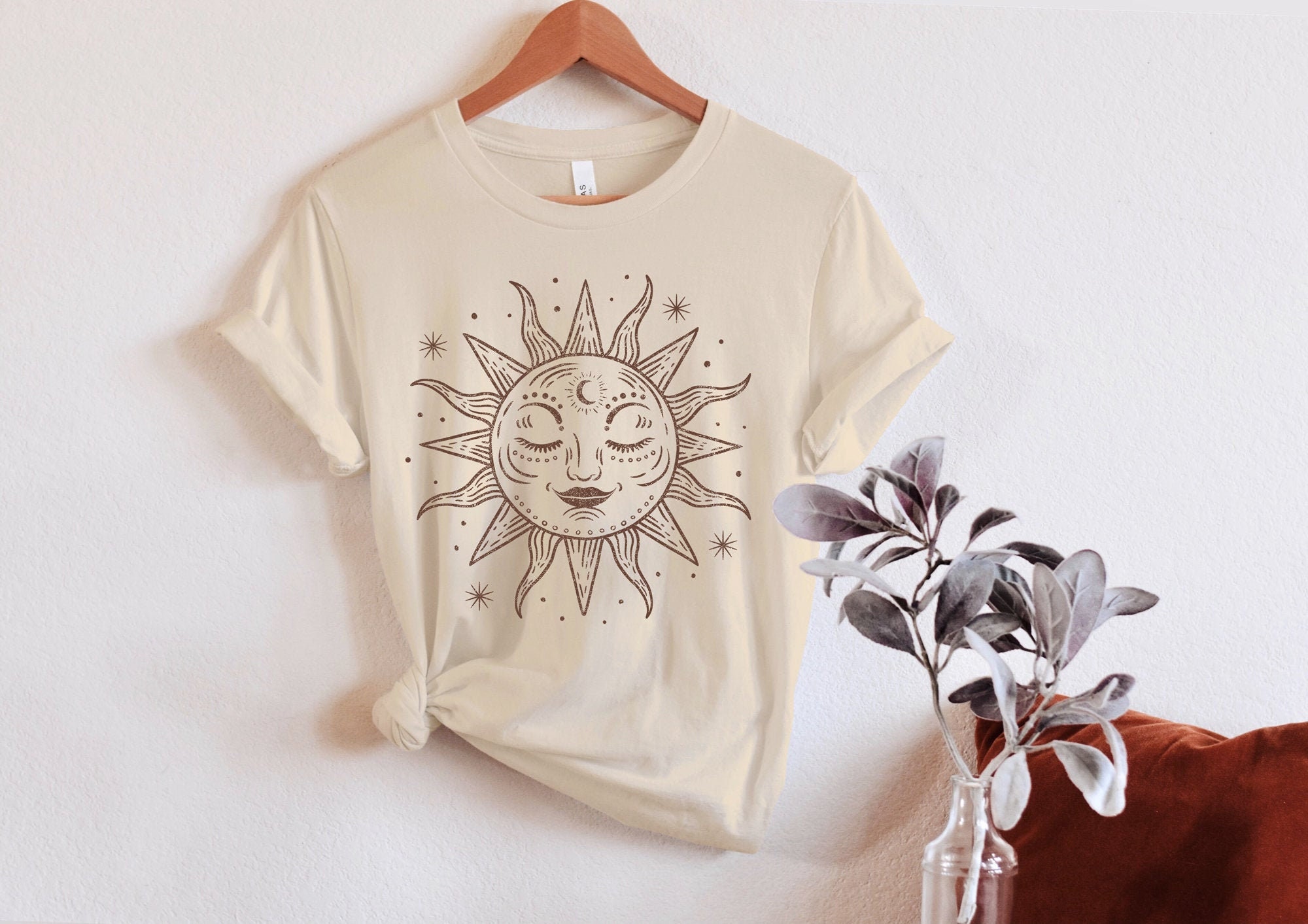 Sun T-shirt Celestial Graphic Tee Vintage Boho Tee Sun Moon - Etsy