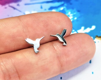 Hummingbird earrings, stainless steel studs, bird earrings, hummingbird jewelry, cute animal earrings, Dainty tiny earrings