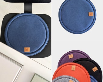 Round padded chair cushions in blue color - 40 cm / Machine-washable thin felt seat pads for dinning chairs or outdoor chairs