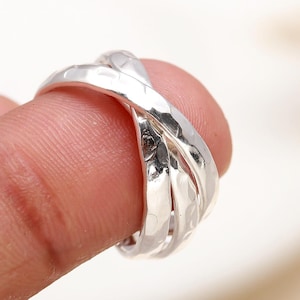 Triple Hammered Sterling Silver Russian Wedding Ring – Interlocking Bands, Minimalist Style