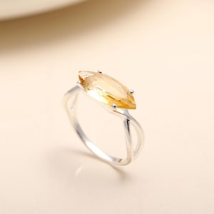 925 Sterling Silver Citrine Ring – Marquise-Cut Yellow Gemstone Ring – Handmade November Birthstone Ring –Dainty Elegant Silver Ring For Her