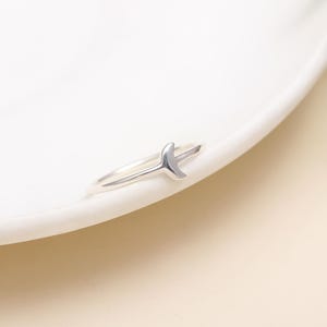 Whale Tail Ring | 925 Sterling Silver Ocean Ring | Minimalist Beach Jewelry | Sea Lover Gift | Dainty Nautical Ring for Her | Birthday Gifts