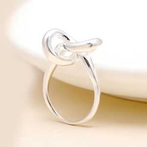 Silver Knot Ring – 925 Sterling Silver Love Knot Ring, Dainty Promise Ring, Minimalist Jewelry Gift for Her, Handmade Silver Ring For Her
