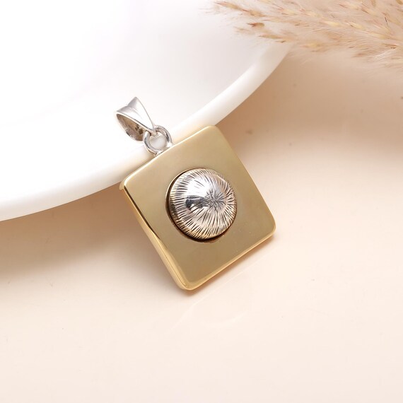 925 Sterling Silver Gold-Plated Pendant – Square Sunburst Design, Two-Tone Modern Jewellery