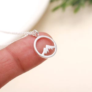 925 Sterling Silver Mountain Necklace – Minimalist Adventure Jewellery, Dainty Silver Chain, Minimalist Gift for Her