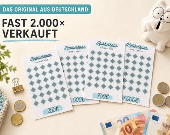 Può includere: Quattro carte di risparmio rettangolari bianche con il testo Rubbelspar Challenge e una griglia di quadrati grigi da grattare. Ogni carta presenta un importo evidenziato in blu di 250€, 500€, 750€ o 1.000€. Testo: DAS ORIGINAL AUS DEUTSCHLAND FAST 2.000x VERKAUFT.
