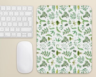Cottagecore Frog Mouse Pad | Whimsical Mousepad Green Desk Decor Work From Home Gifts