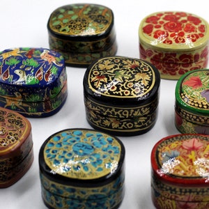 Vintage Kashmiri Trinket Box Paper Mache Eco Friendly Floral Box Ring Round Jewelry Box, Ring Box, Jewelry Gift Box, Diwali Gift, Christmas image 1