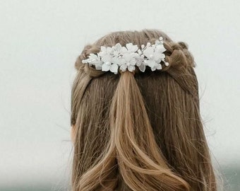 Floral hair piece, Floral hair piece wedding, Bridal hair piece floral, White flower hair piece, Bridal hair vine, Floral hair comb