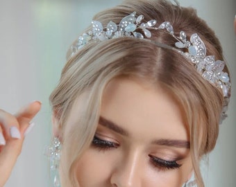 Bridal Floral Vine hairpiece, Vine hair piece wedding, Wedding tiara for bride, Silver floral silverwedding tiara, Wedding hair vine