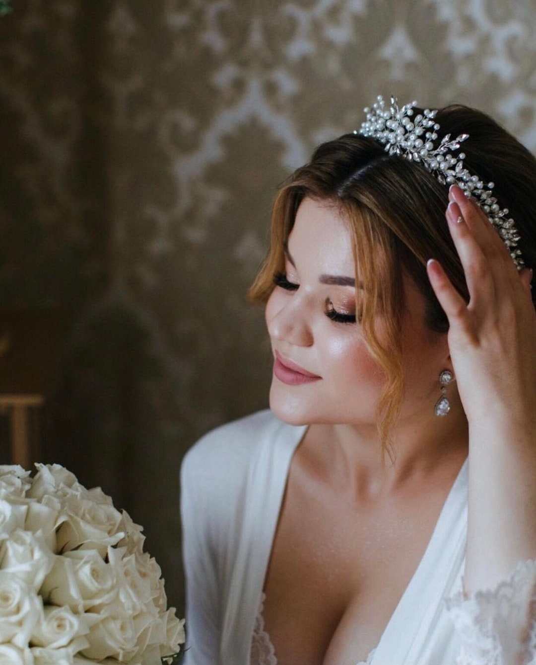 Pearl Headband Bridal Head Piece Wedding Tiara for Bride Pearl Tiara