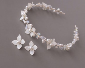 Bridal flower headband, Pearl bridal earrings, White flower headband, Pearl bridal headband, Bridal headband boho, Floral bridal earrings