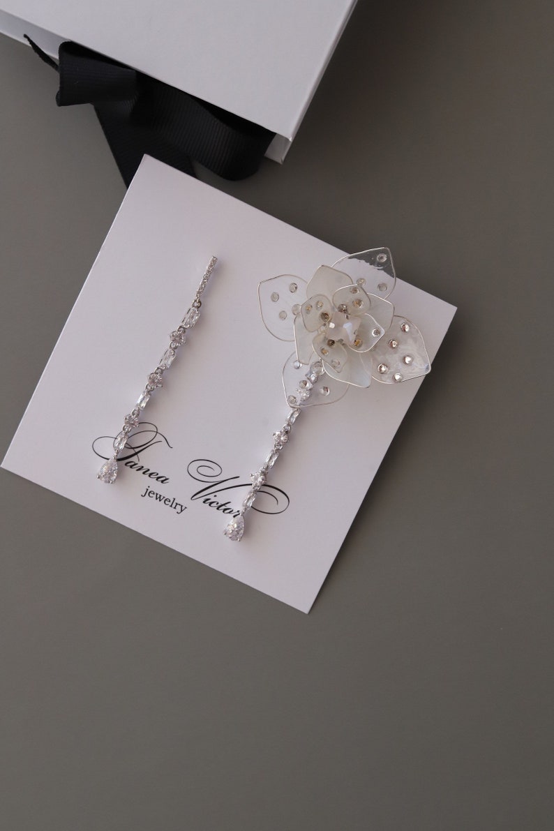 White flower earrings, Boho bridal earrings, Floral bridal earrings, Pearl flower earrings,Asymmetric earrings,Bridal dangle flower earrings image 5