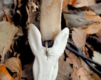 Bone Hare Pendant – Hand Carved Fallow Deer Bone Necklace | Woodland Totem | Animal Ally Jewelry | Spiritual Talisman