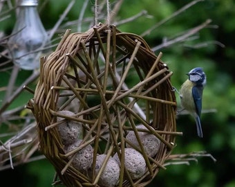 Hanging Willow Bird Feeder