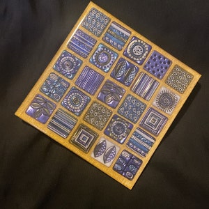 4 Stück Set Gold & Blau / Lila marokkanischen Fliesen Stil handgemachte hölzerne Harz Untersetzer Bild 2