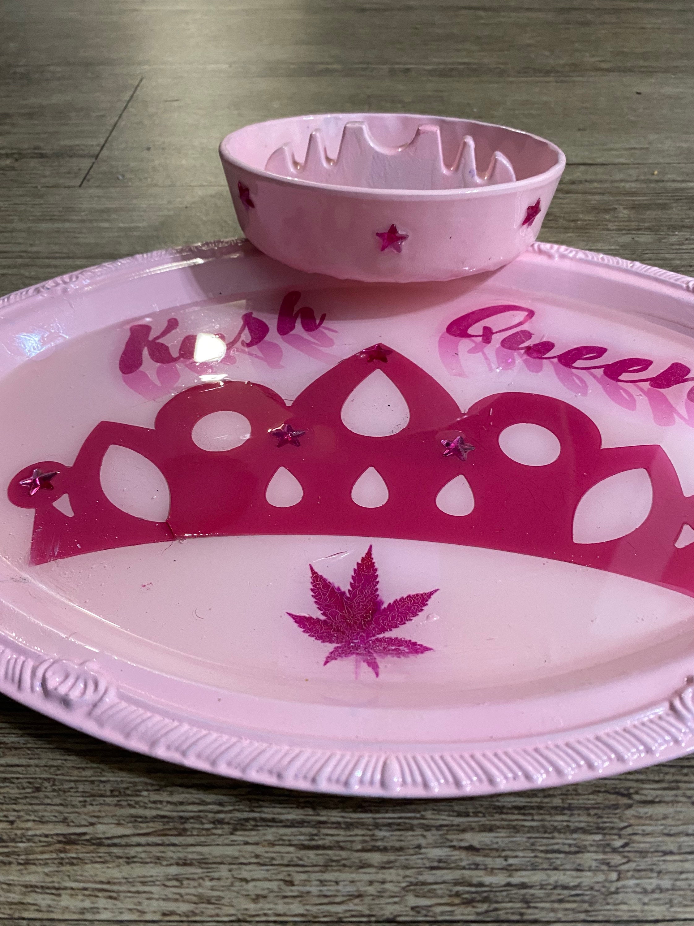 Pink K - Queen Tray & Ashtray Set