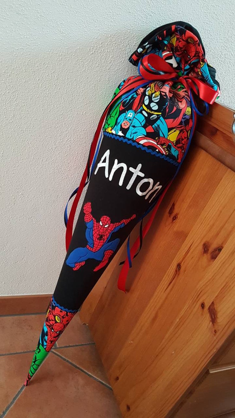 Spiderman-Schultüte genäht aus Sweatstoffen, Zuckertüte zum Kissen, Avengers Bild 1