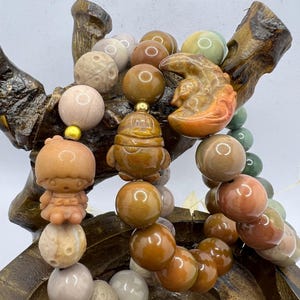 Alashan Agate Beaded Charm Bracelet
