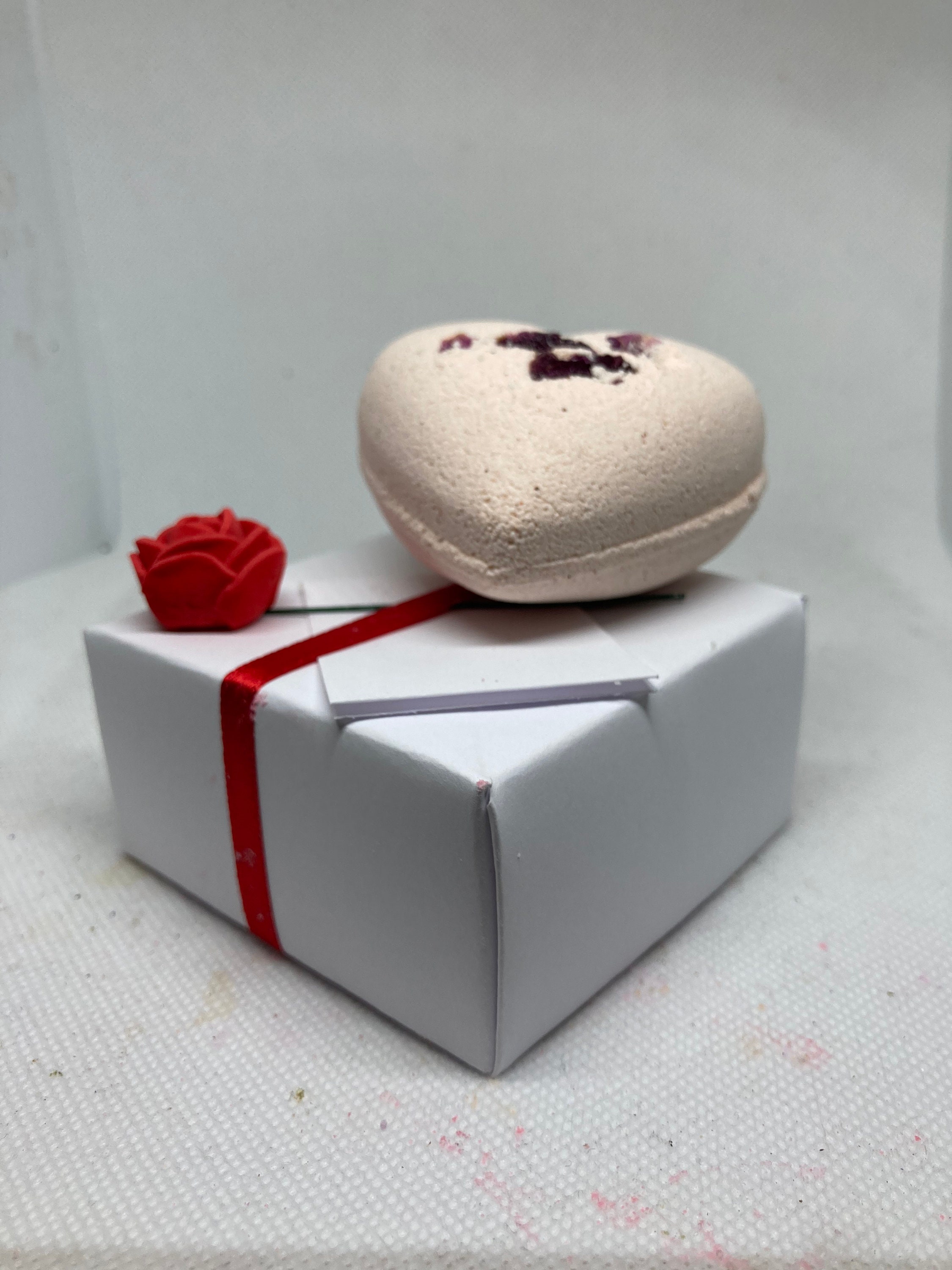 Bath Bomb Perfect Gift Heart-Shaped Bath Bomb Rose Essential | Etsy