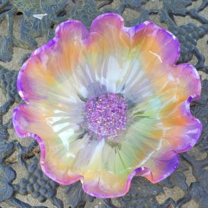 Beautiful Decorative Bowl, handmade, bowl, decor, home decor ideas, serving, resin art.