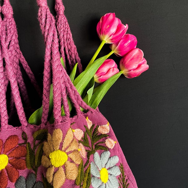 Handwoven Mexican Tote. Hand Embroidered Mexican Tote. Eco-friendly. Artisanal Shoulder bag Tote. Boho Beach Bag. Floral Purse.