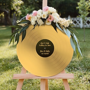 Personalized Wedding Guest Book Alternative - Custom Record Guestbook Vinyl with Family Name & Title Song, Modern Wedding Decorations