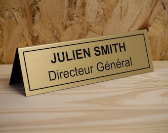 Porte-nom de bureau personnalisé - Design moderne - Plaque Sur-mesure gravé - Signalétique dorée - Chevalet de bureau