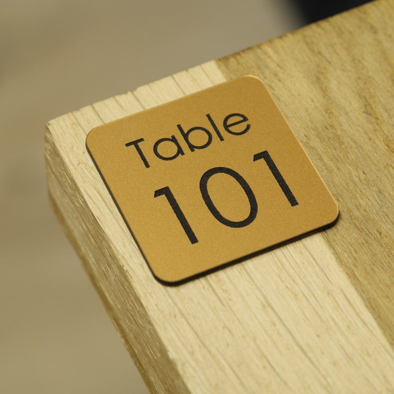 Numéro de Table Restaurant Personnalisé Carré Plaque gravé Design Original Bronze