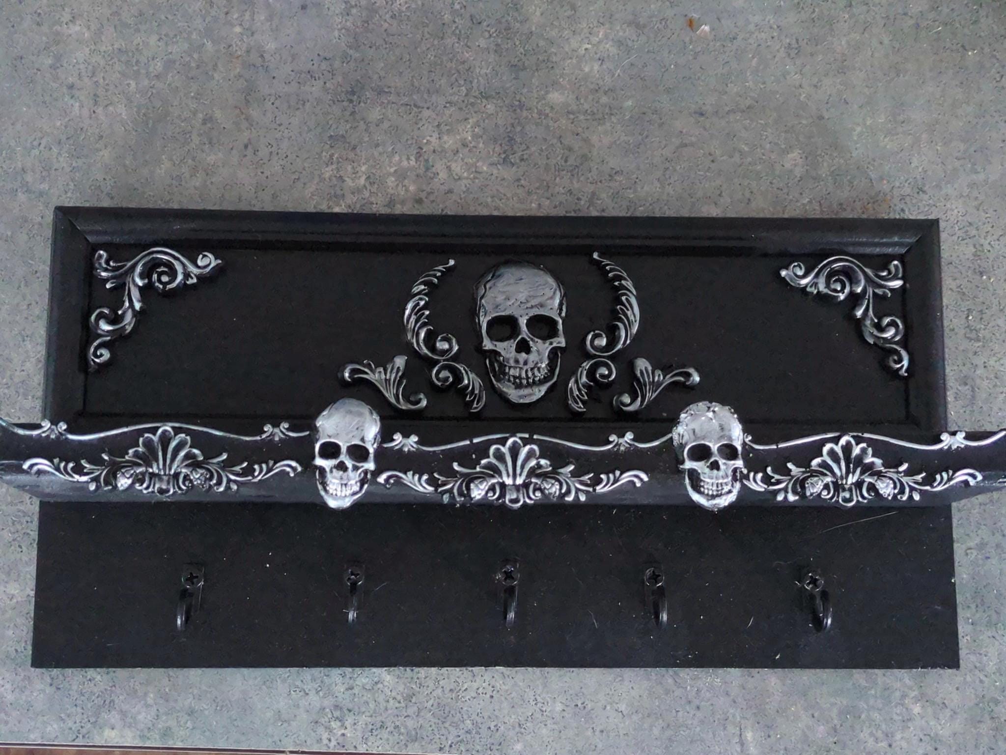 Gothic Skull Key Holder / Necklace Holder - Etsy