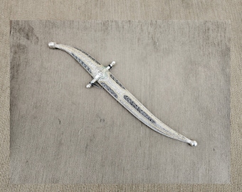 Daggers fantasy for womans with ornate, medieval sword. gifts for weddings, birthdays, girlfriends, Boyfriend, handmade souvenir, knife.