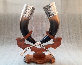 Personalized Viking Drinking horn with stand / ornament for Wedding/ Groomsmen / Viking gifts for man/ Ragnar /game of throne/ beer horn