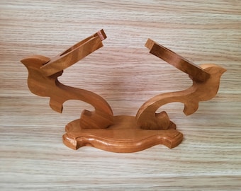 Handmade Wood Drinking Horn Stand: Personalized Groomsmen Gift