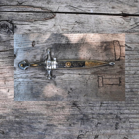 Handmade Crusader Dagger, Unsharpened Collectible Souvenir, 11 Inch