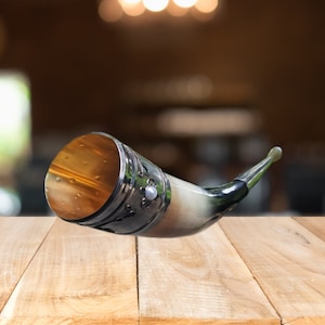 Viking Drinking horn with stand, Engraved drinking horn perfect for Groomsmen, Wedding gift, Viking ceremony, Best Quality, ale horn, mug
