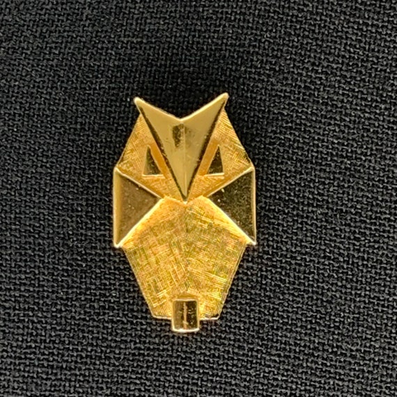Crown Trifari Gold-tone Modern Owl Brooch - image 4