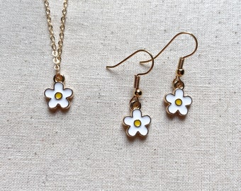 Handmade 24kt Gold Plated White Daisy Earrings & Necklace