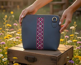 Handmade Leather Crossbody Bag – Hunza Embroidery, Ethnic Purse