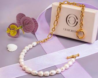 18 inches Luxury Pearl - Figaro Chain Necklace • 18K Gold Plated Stainless Steel Pearl Paperclip Mixed Necklace • Spacial Necklace for Her