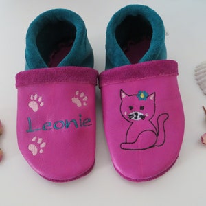 Slippers made of organic leather (Ecopell) with name and cat, color selection