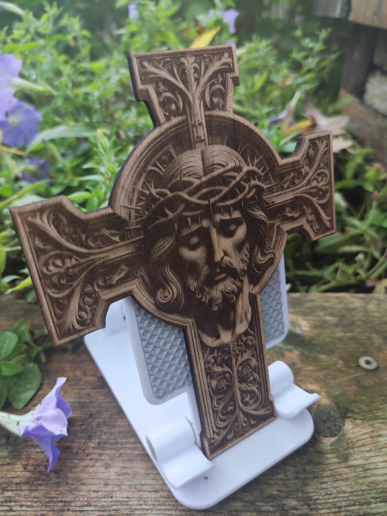 Quality Crucifix Jesus design for faith-based laser cutting projects.
